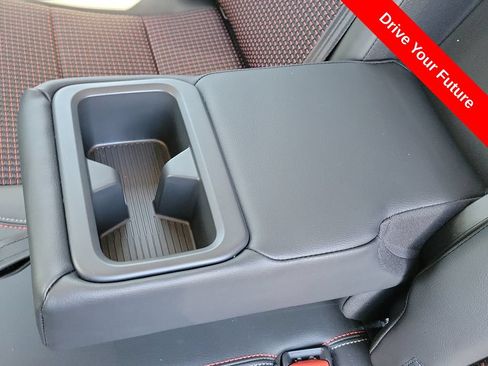 Used 2025 Nissan Kicks SR FWD image 24