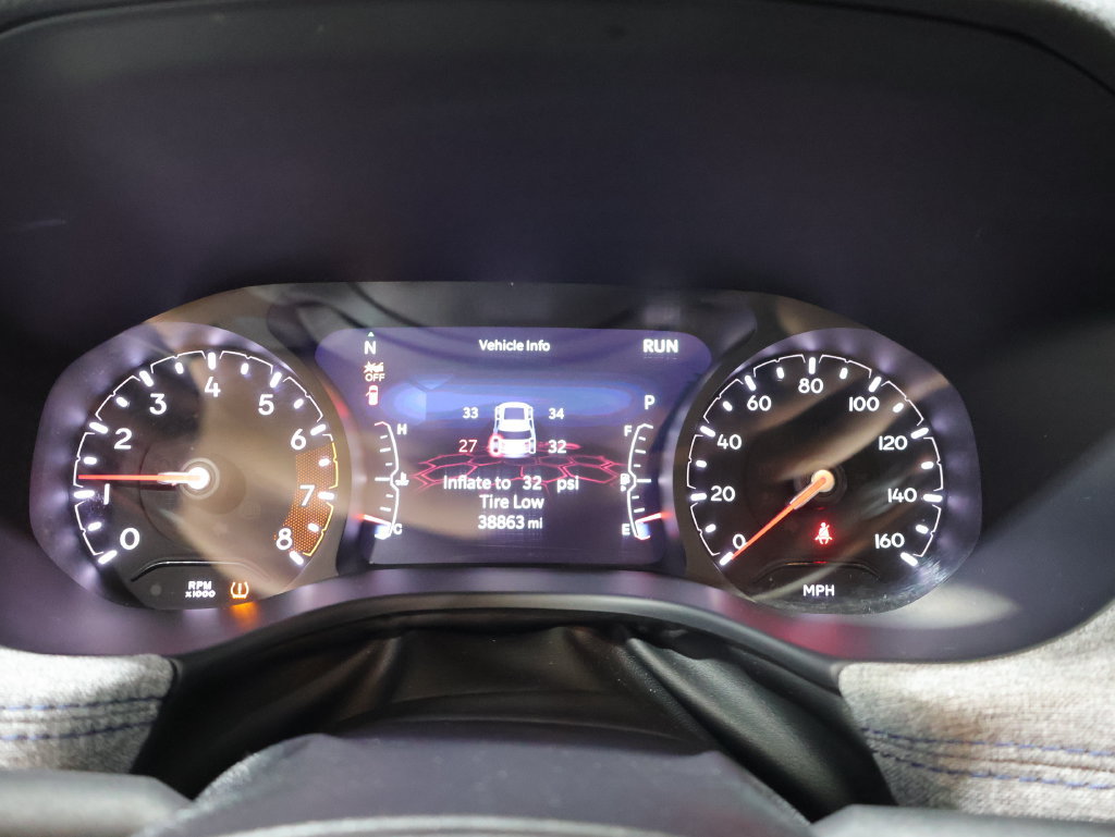 Used 2025 Jeep Compass Latitude AWD/4WD image 38