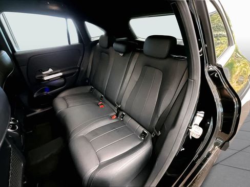 Used 2024 Mercedes-Benz GLA 250 image 19