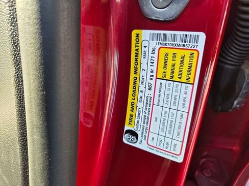 Used 2021 Ford Explorer XLT image 17