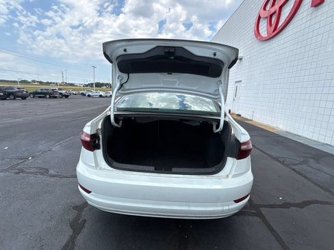 Used 2020 Volkswagen Jetta SEL FWD image 28