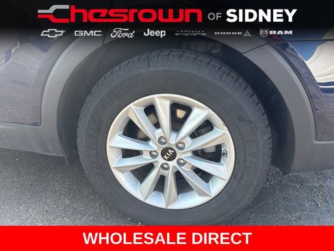 Used 2020 Kia Sorento FWD V6 image 10