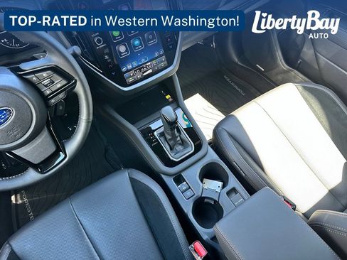 Used 2025 Subaru Forester Touring AWD/4WD image 24