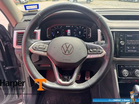 Used 2022 Volkswagen Atlas SEL R-Line AWD/4WD image 17
