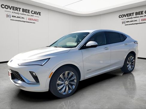 New 2026 Buick Envista Avenir image 3