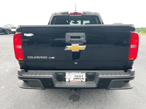 Used 2020 Chevrolet Colorado Z71 AWD/4WD image 6