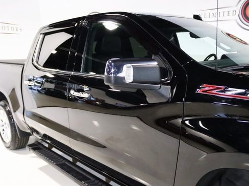 Used 2023 Chevrolet Silverado 1500 LTZ w/ LTZ Premium Package image 12