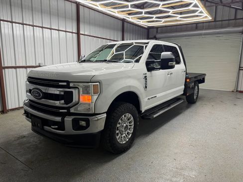Used 2020 Ford F250 XLT w/ XLT Premium Package AWD/4WD image 3