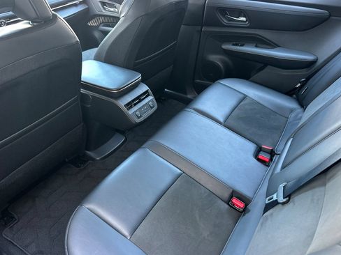 Certified 2023 Nissan Ariya FWD image 13