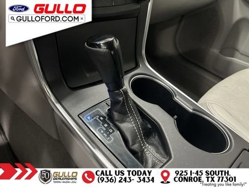 Used 2017 Toyota Camry XLE w/ Moonroof Package FWD image 29