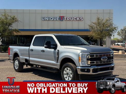 Used 2023 Ford F350 XLT AWD/4WD image 3