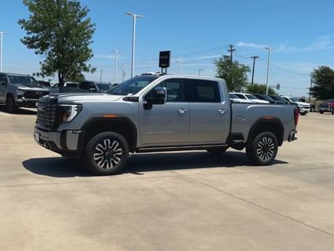 New 2026 GMC Sierra 2500 Denali Ultimate AWD/4WD image 5