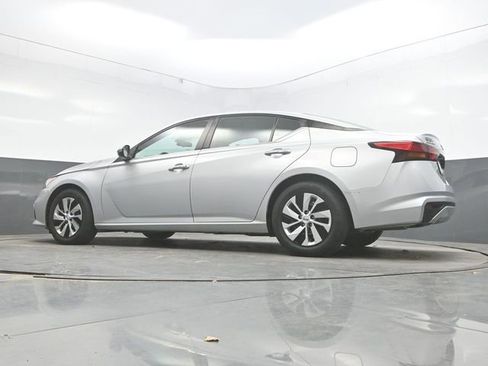 Used 2021 Nissan Altima 2.5 S image 33