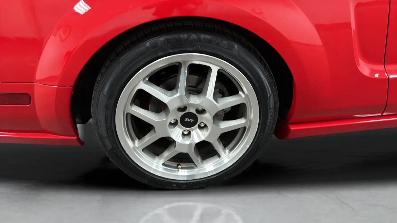 Used 2005 Ford Mustang GT RWD image 25