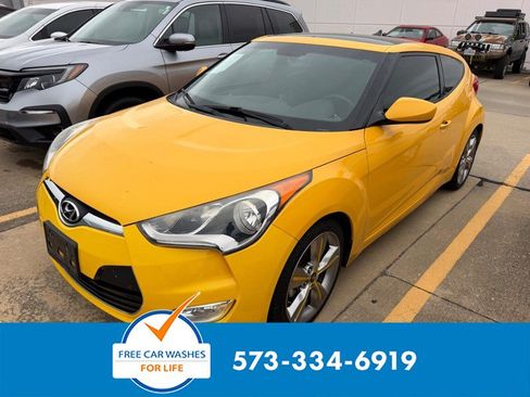 Used 2016 Hyundai Veloster w/ Option Group 02 FWD image 1