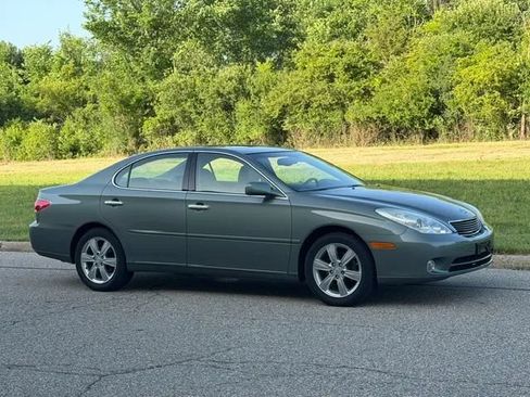 Used 2005 Lexus ES 330 w/ Preferred Accessory Pkg FWD image 35