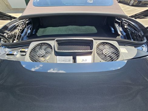 Certified 2017 Porsche 911 Turbo S AWD/4WD image 31