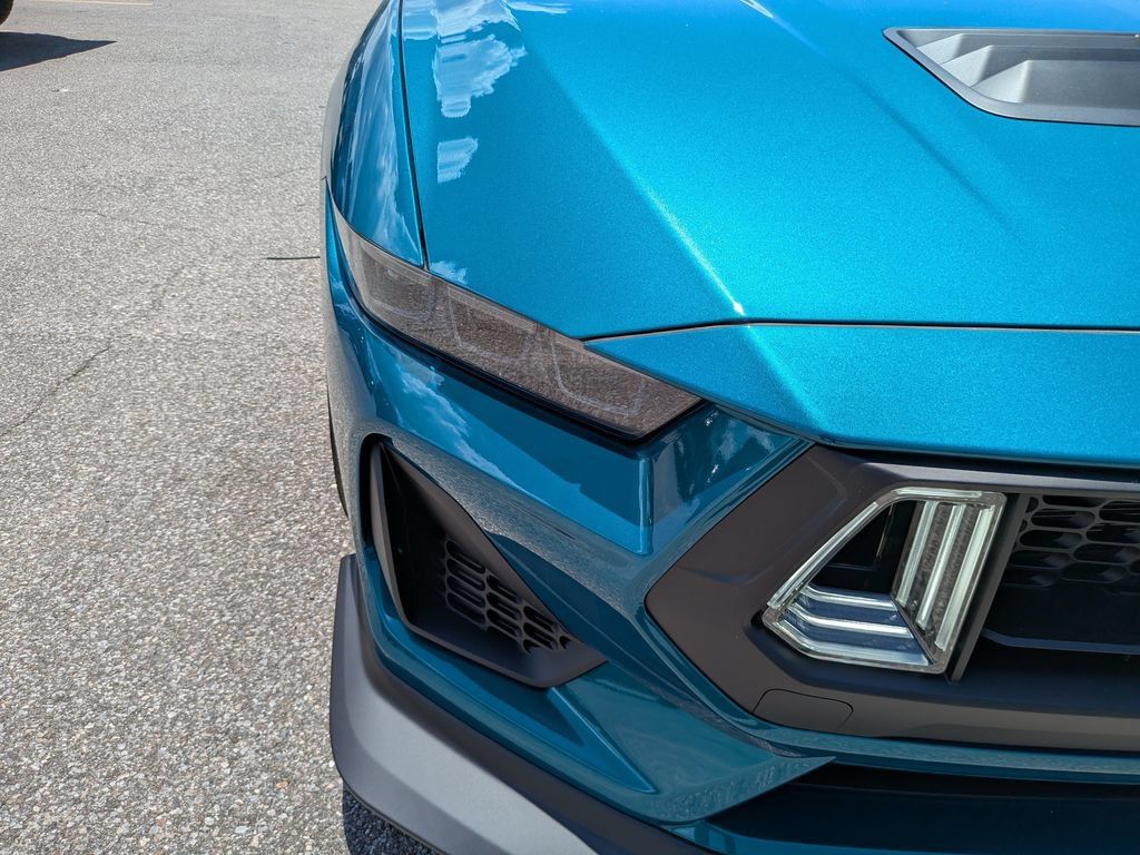 New 2026 Ford Mustang GT Premium w/ GT Performance Package RWD image 9