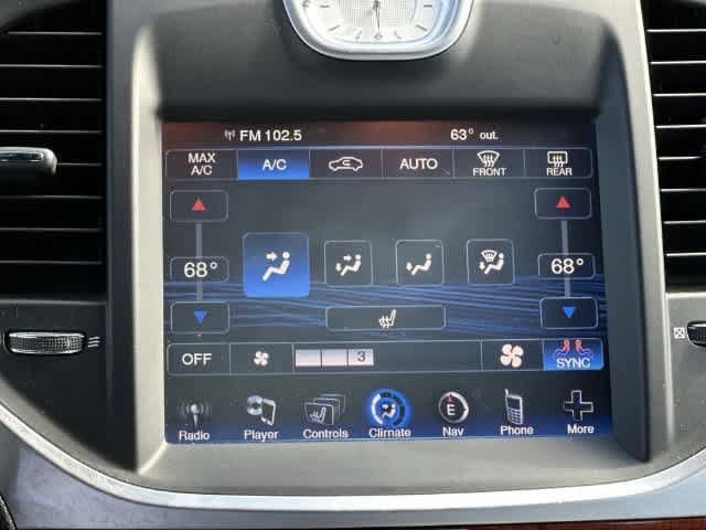 Used 2014 Chrysler 300 AWD w/ Driver Convenience Group image 13