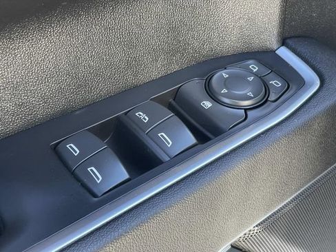 Used 2023 Chevrolet Silverado 1500 LT image 15