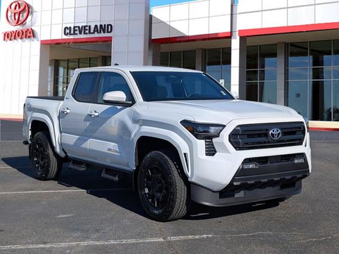 New 2026 Toyota Tacoma SR5 image 2