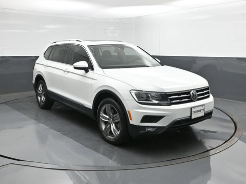 Used 2021 Volkswagen Tiguan SEL image 17