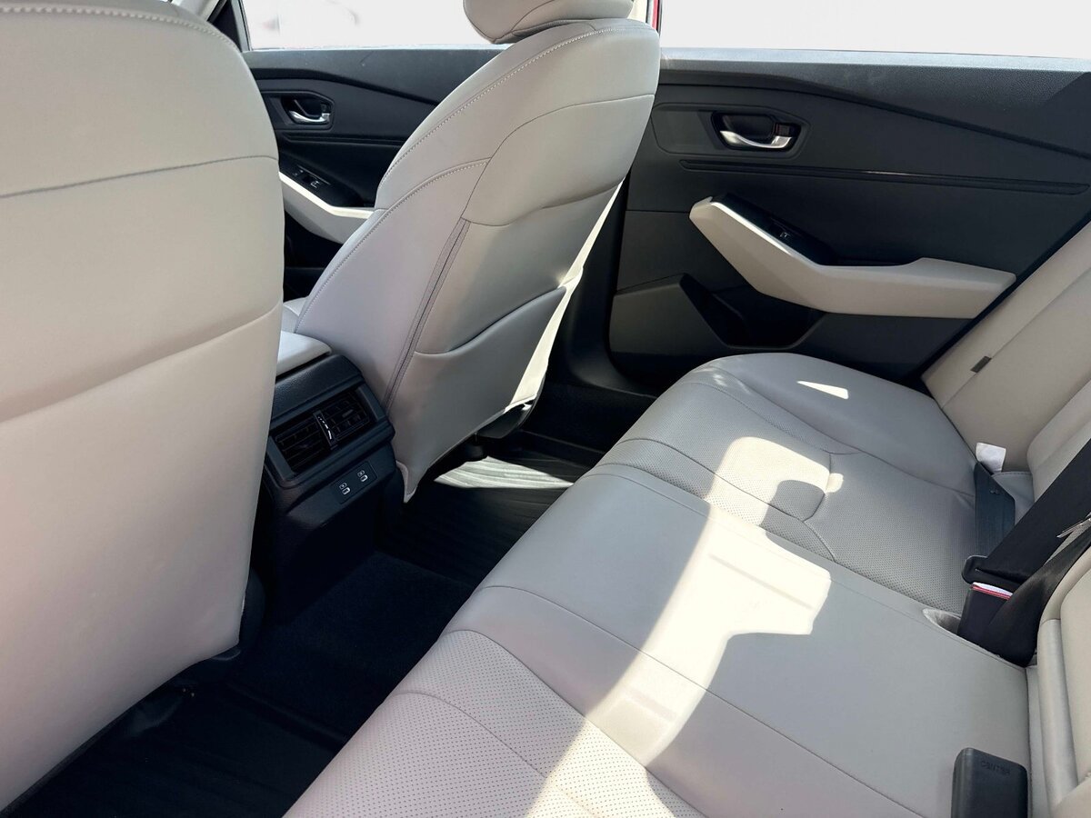 Used 2024 Honda Accord EX-L image 13