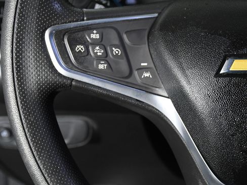 Used 2022 Chevrolet Equinox LT image 11