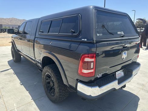 Used 2022 RAM 3500 Limited AWD/4WD image 3