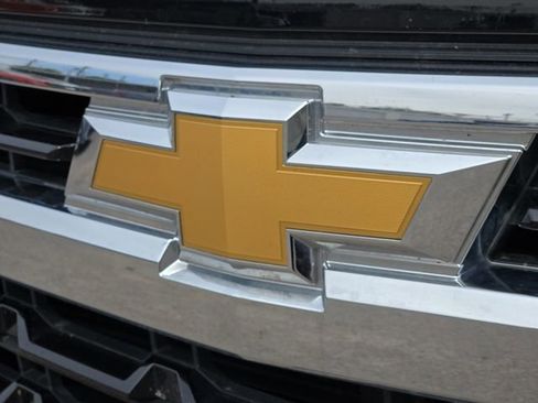 Used 2025 Chevrolet Silverado 1500 LT image 7