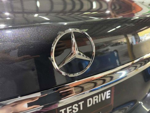 Used 2023 Mercedes-Benz E 350 4MATIC Sedan image 18