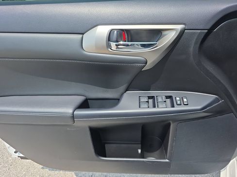 Used 2016 Lexus CT 200h w/ Accessory Package 2 FWD image 25