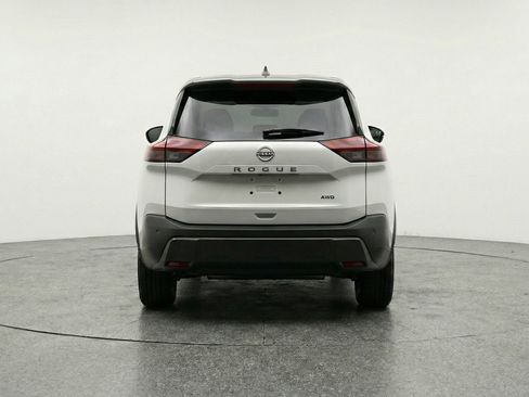 Used 2025 Nissan Rogue SV image 7