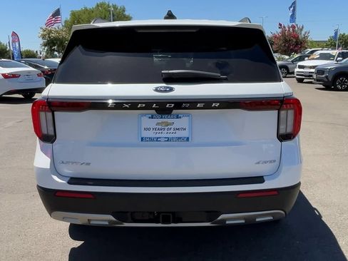 Used 2025 Ford Explorer Active w/ Active Comfort Package AWD/4WD image 6