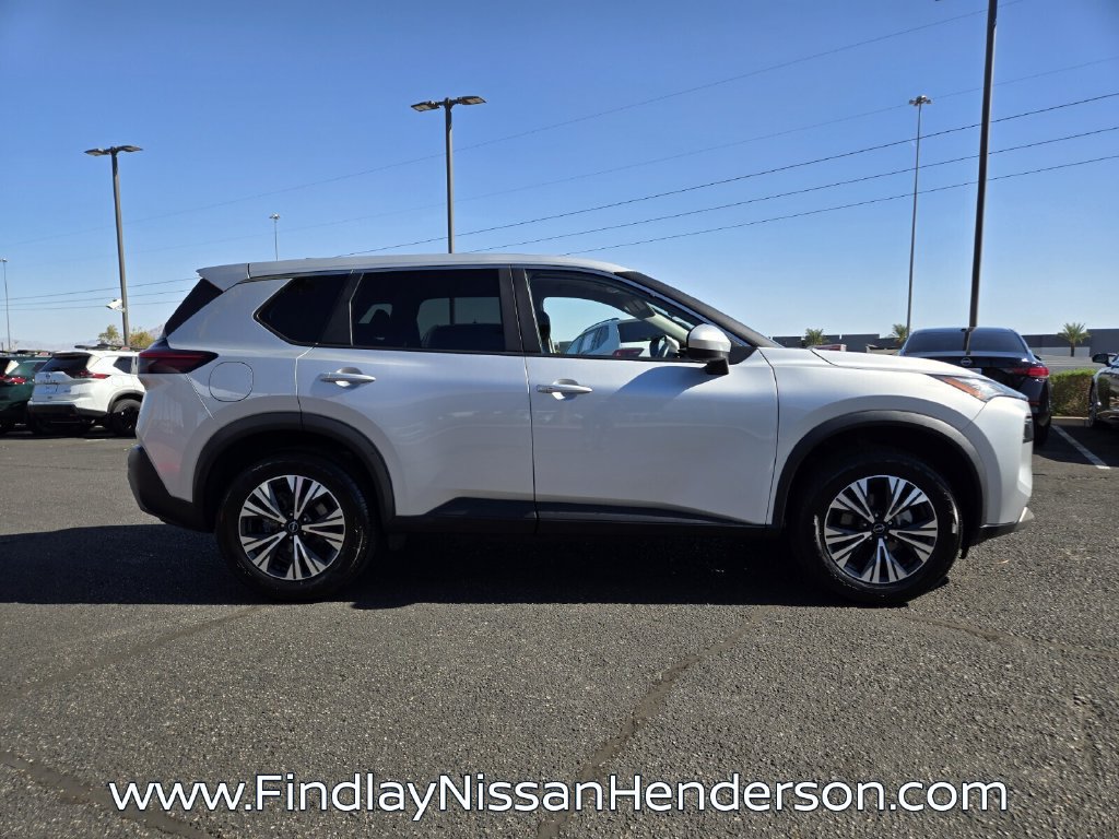 Used 2023 Nissan Rogue SV FWD image 7