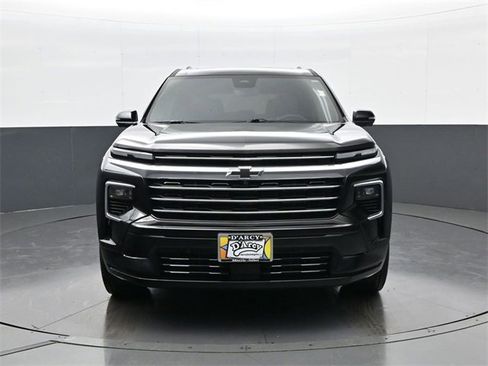 Certified 2025 Chevrolet Traverse High Country w/ LPO, Floor Liner Package image 2