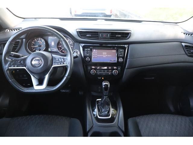 Used 2017 Nissan Rogue SV w/ Sun & Sound Touring Package AWD/4WD image 8