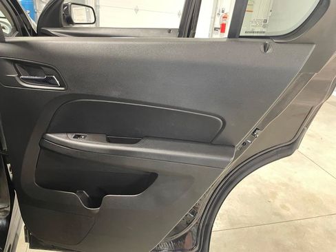 Used 2017 Chevrolet Equinox LT w/ Convenience Package FWD image 21