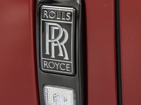 Used 2025 Rolls-Royce Ghost Black Badge image 17