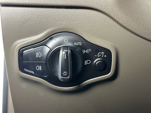 Used 2014 Audi Q5 2.0T Premium Plus w/ Premium Plus Package image 37