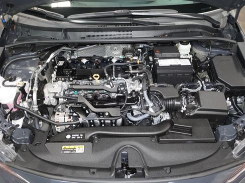 Used 2024 Toyota Corolla LE FWD image 11