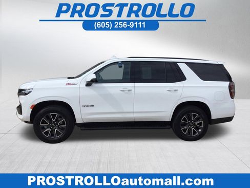 Used 2021 Chevrolet Tahoe Z71 w/ Luxury Package AWD/4WD image 1
