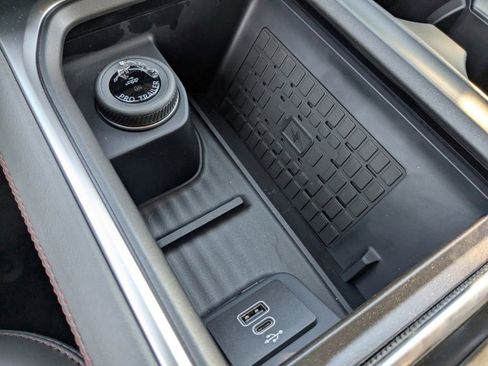 New 2025 Ford Expedition Max Active image 27