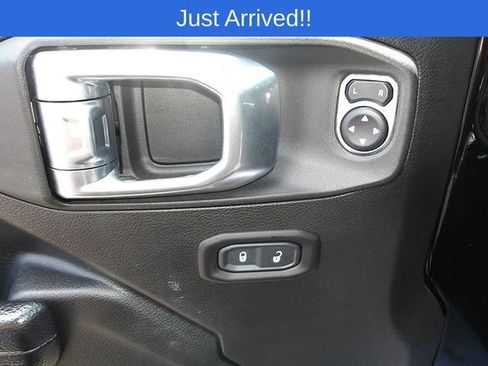 Used 2023 Jeep Wrangler Sport AWD/4WD image 14