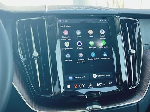 Certified 2023 Volvo XC60 B6 Ultimate image 18