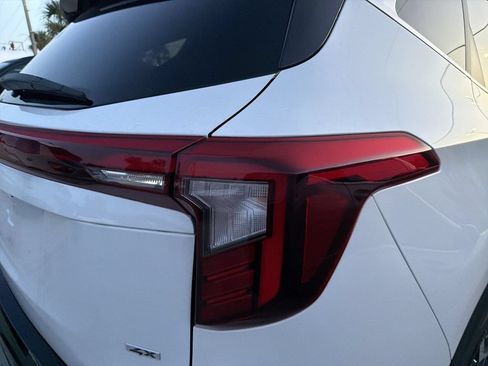 Certified 2025 Kia Seltos SX w/ SX Sunroof Package AWD/4WD image 10