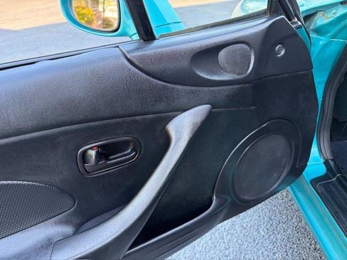 Used 2003 MAZDA MX-5 Miata RWD image 29