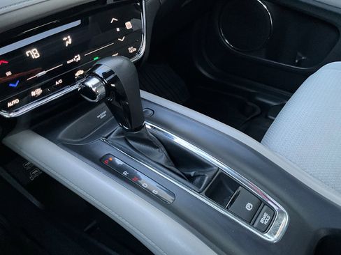 Used 2022 Honda HR-V EX image 26