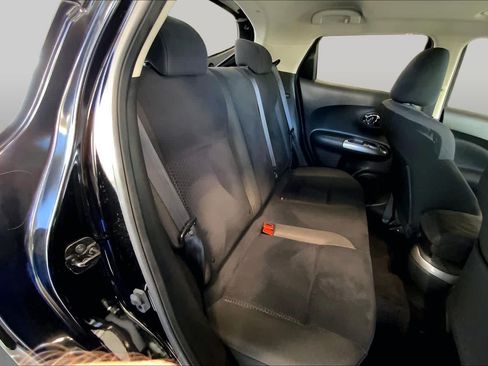 Used 2013 Nissan Juke SV FWD image 19