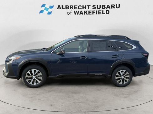 New 2025 Subaru Outback Premium image 2